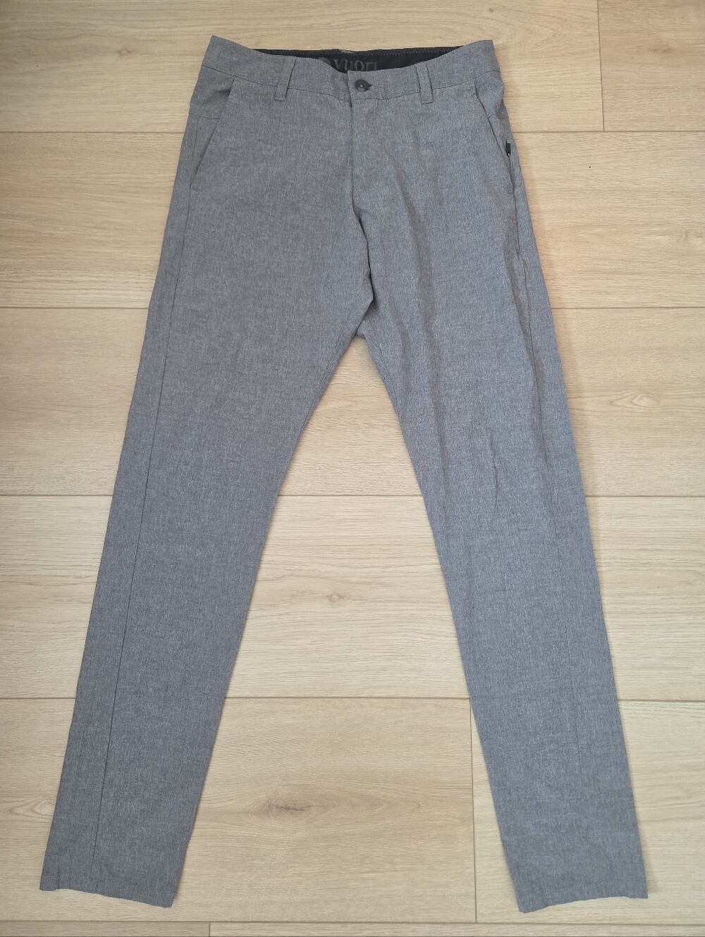 Vuori Aim Pant Stretch Chino Pants Mens Size 30 X 34 Gray Golf - Picture 2 of 5